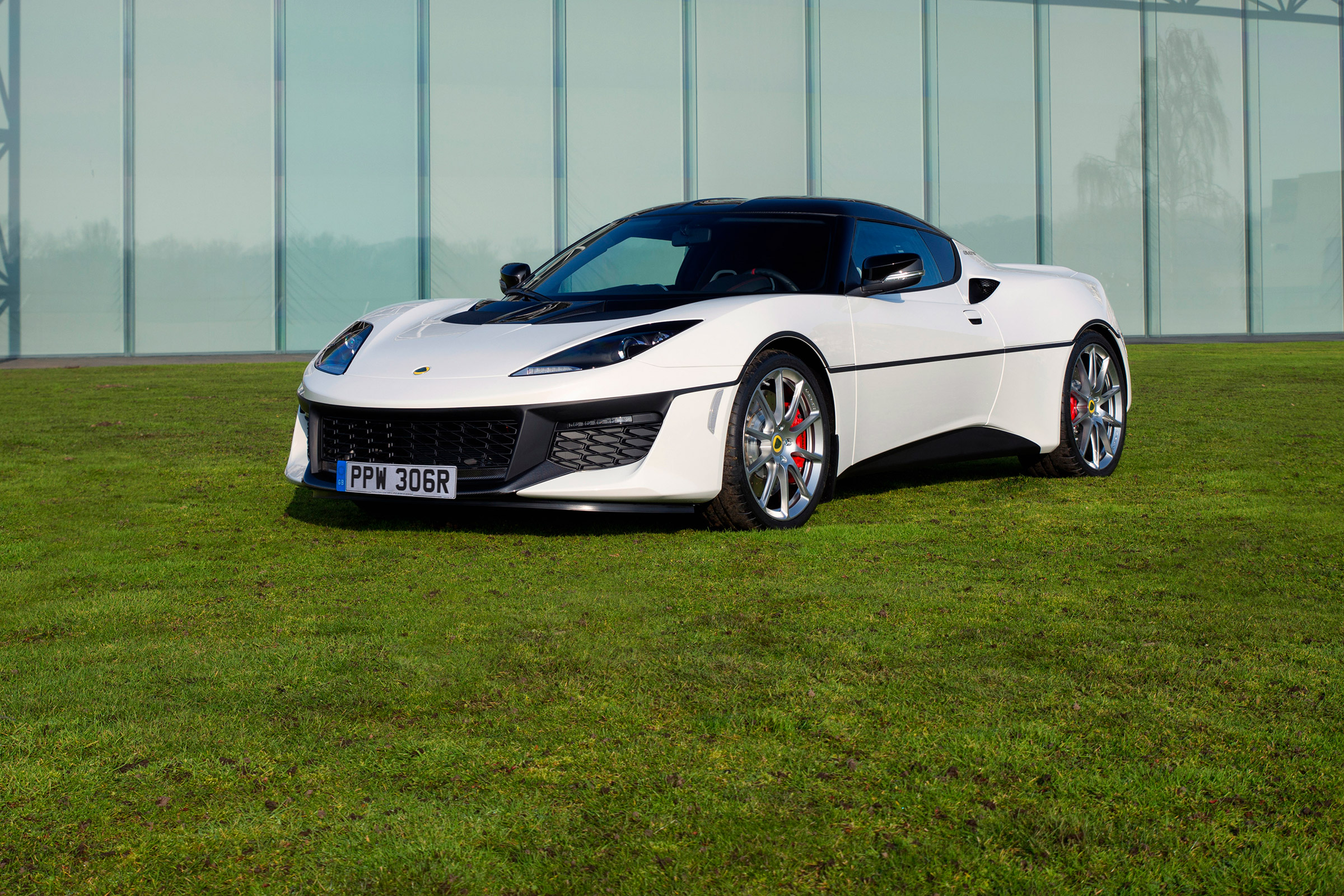 James Bond Lotus Evora Sport 410 - teaser