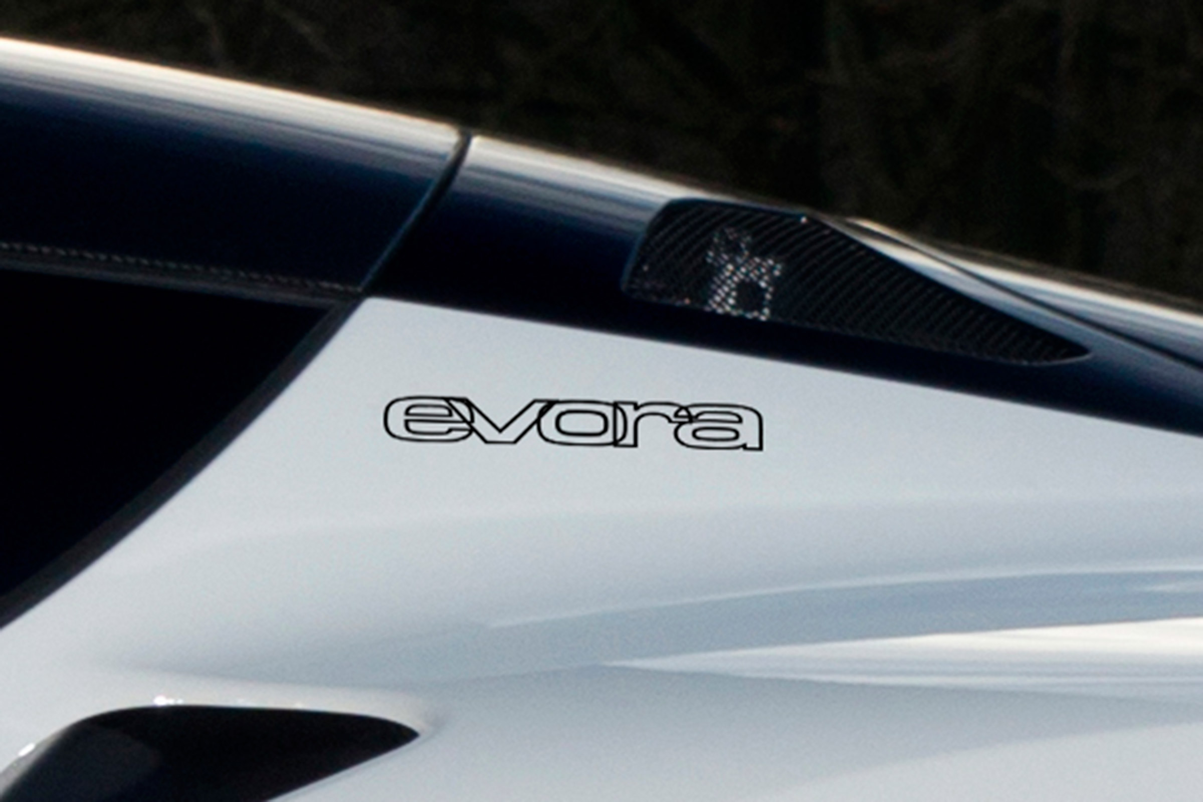 James Bond Lotus Evora Sport 410 - Evora script