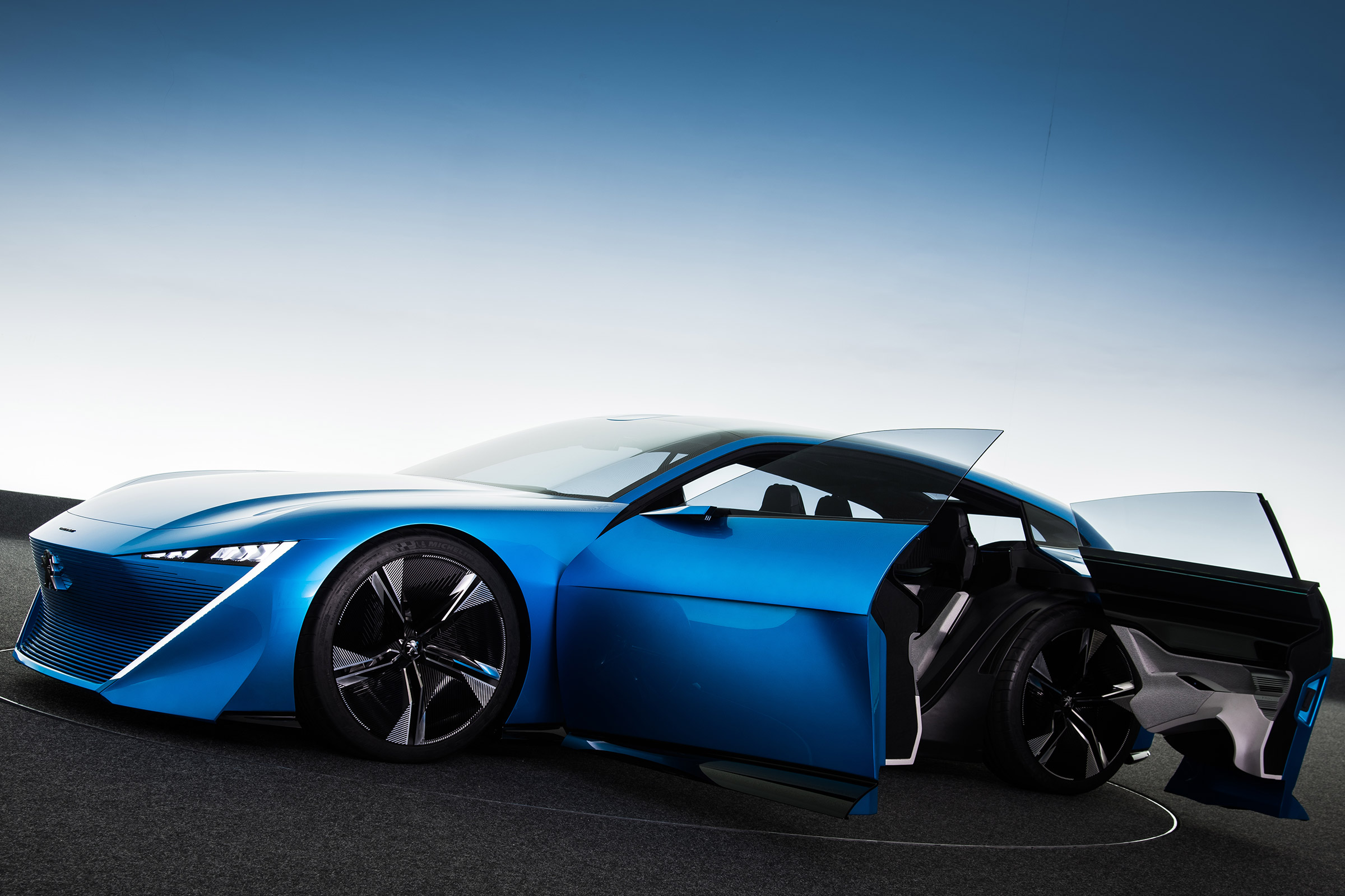 Peugeot Instinct Concept - doors open