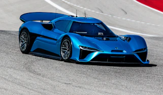 NIO EP9 - front cornering