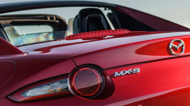 Mazda MX-5 RF - Rear light