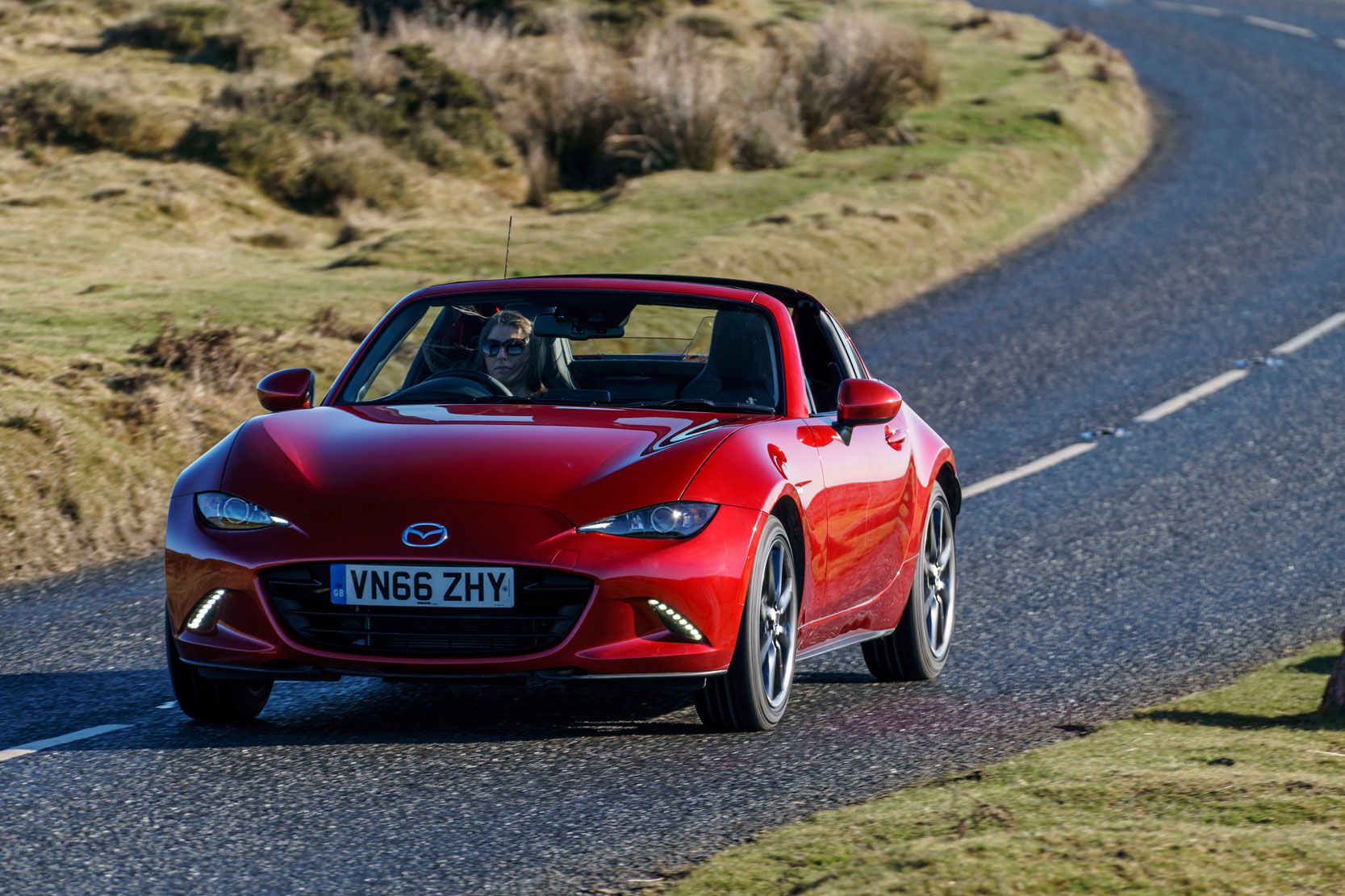 Mazda MX-5 RF - Front