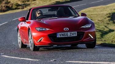 Mazda MX-5 RF - Front