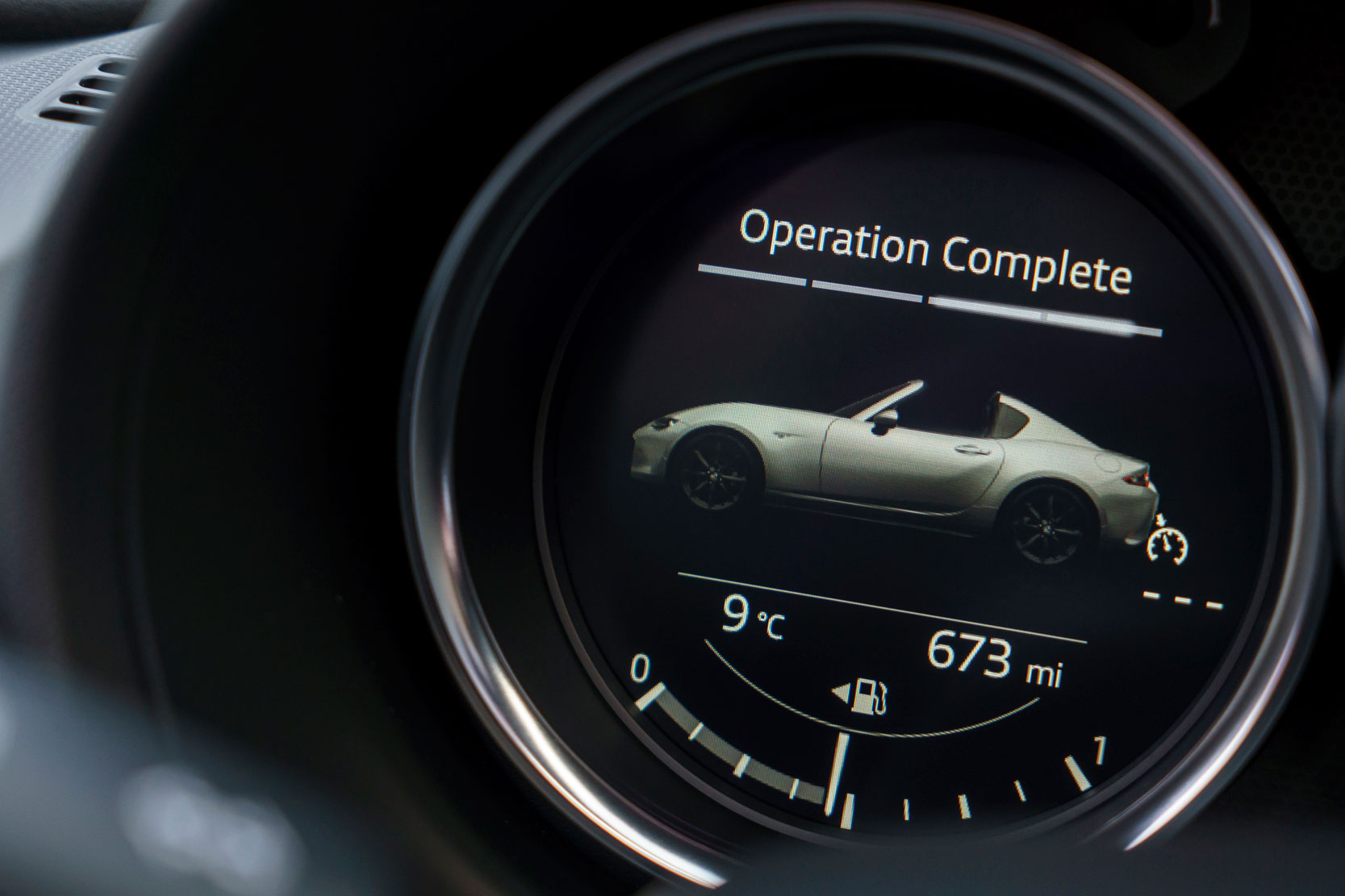 Mazda MX-5 RF - Dials