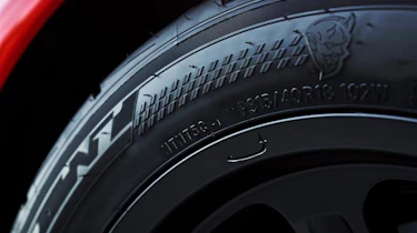 Dodge Demon tyres