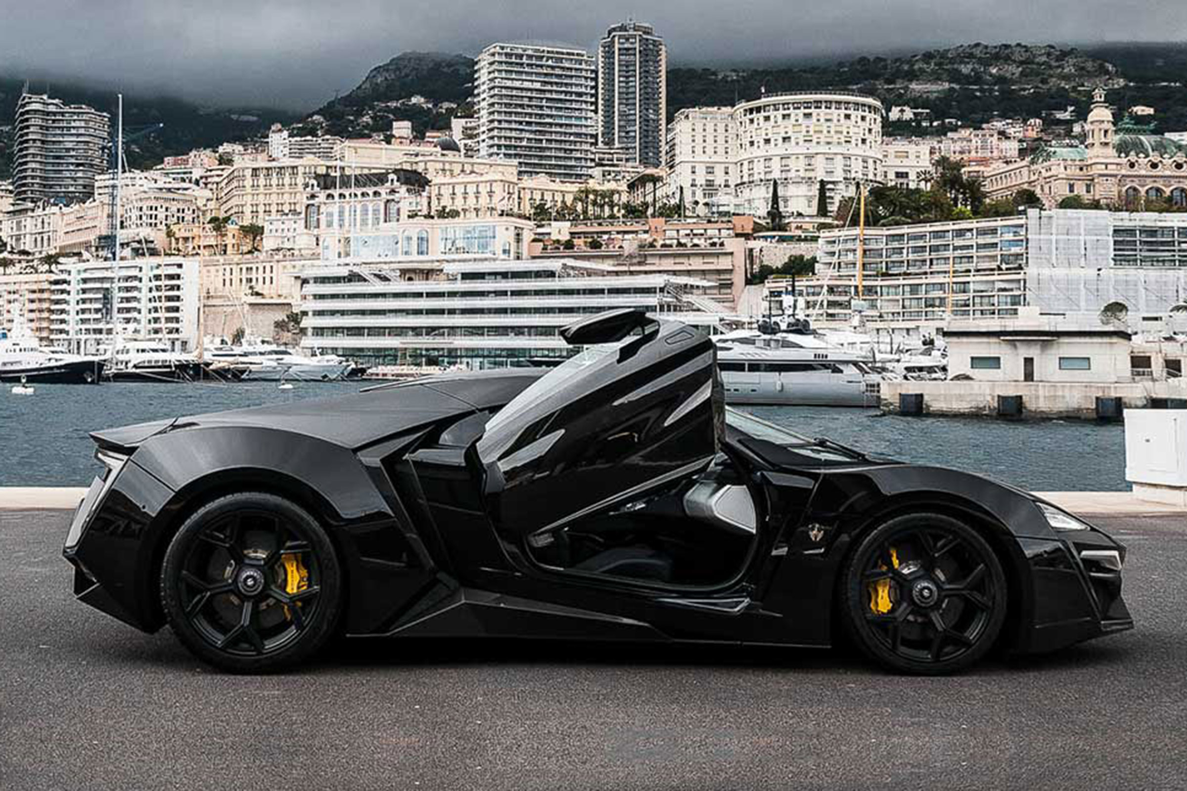 Lykan Hypersport side