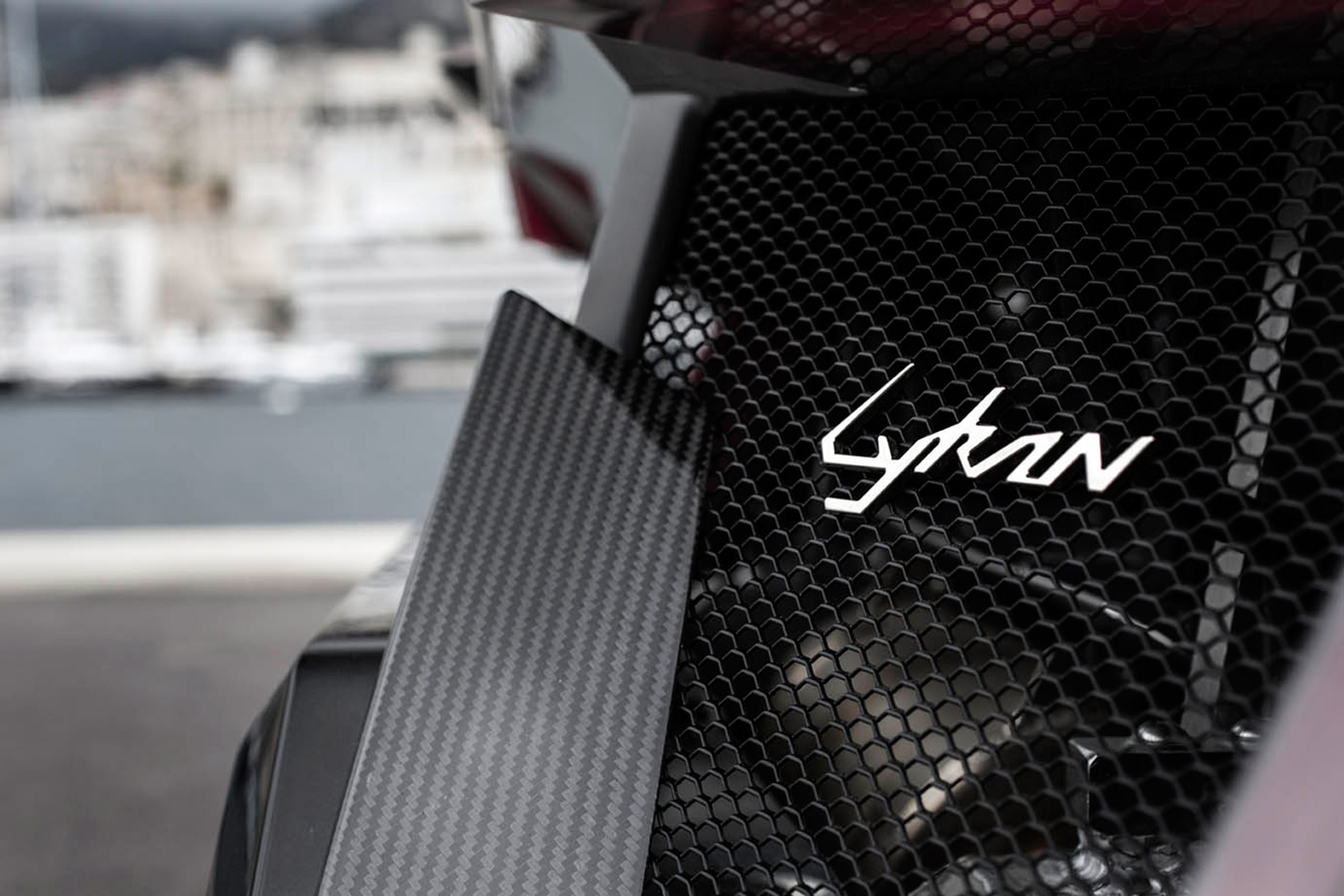 Lykan Hypersport grill