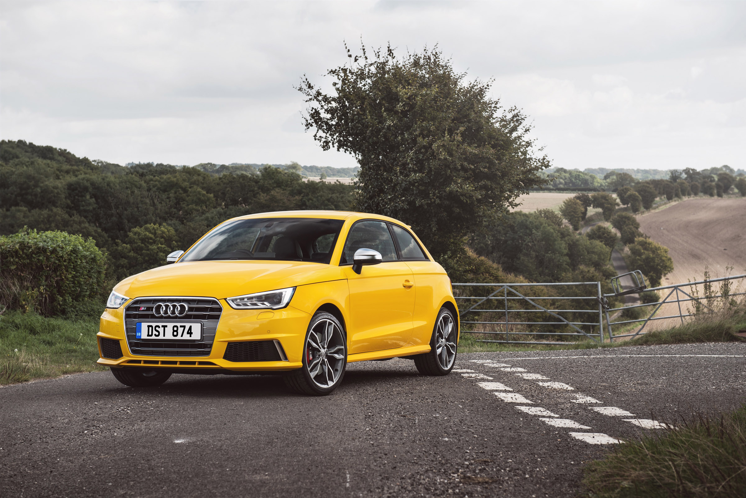 Audi S1