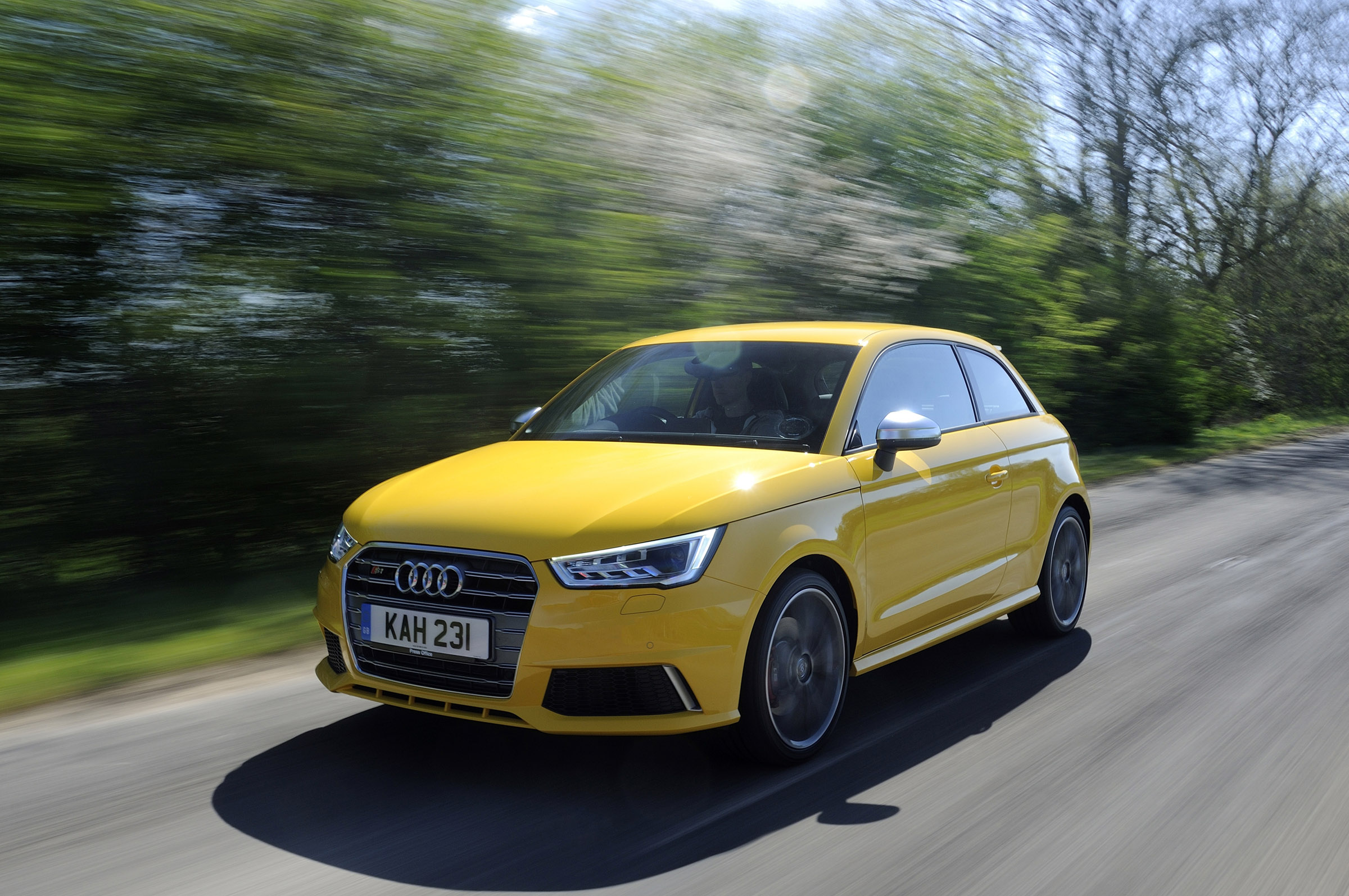 Audi S1