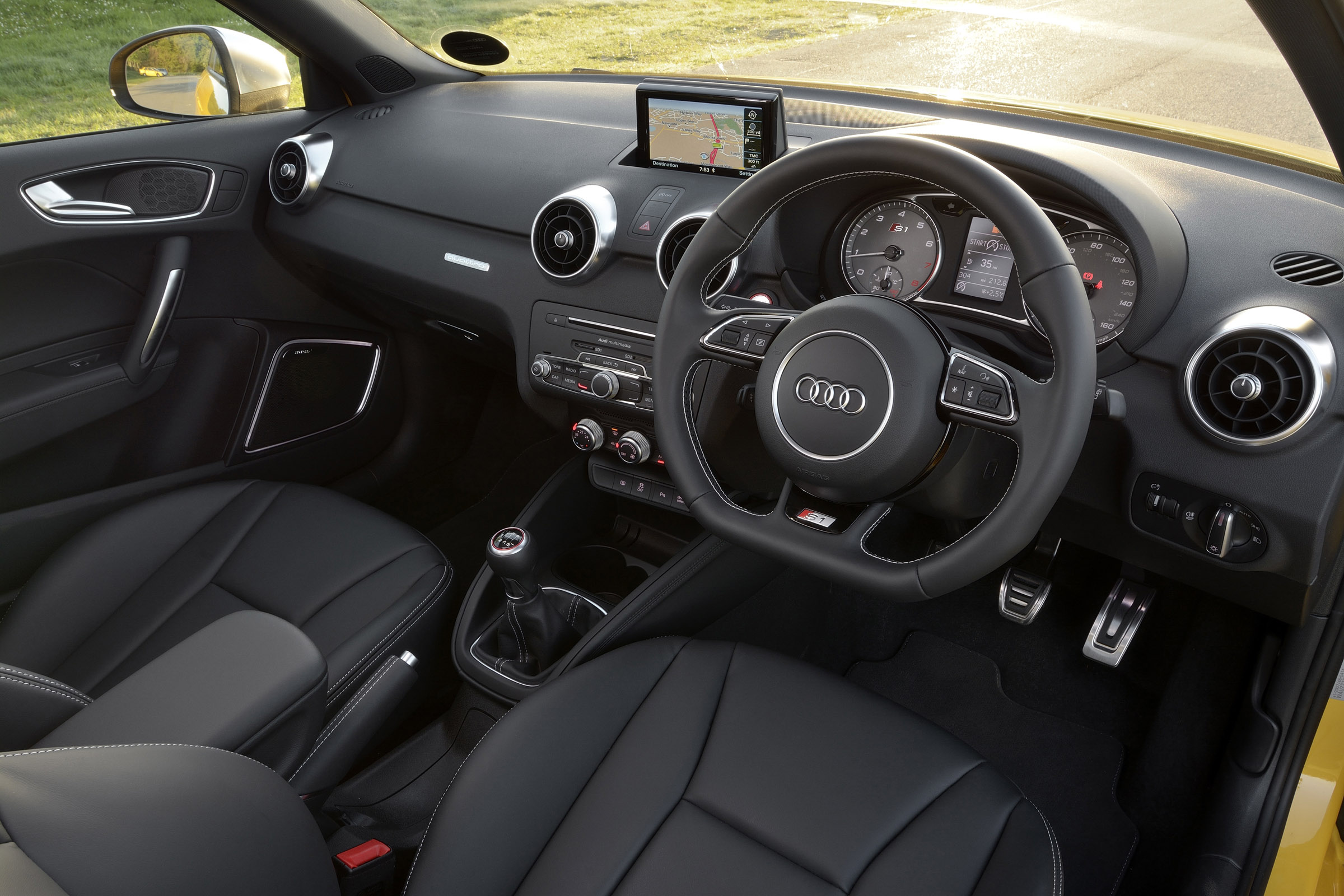 Audi S1