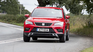SEAT Ateca cornering