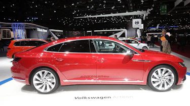 Volkswagen Arteon - Geneva side profile