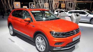 VW Tiguan Allspace - Geneva front three quarter