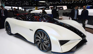 Techrules Ren - Geneva front three quarter