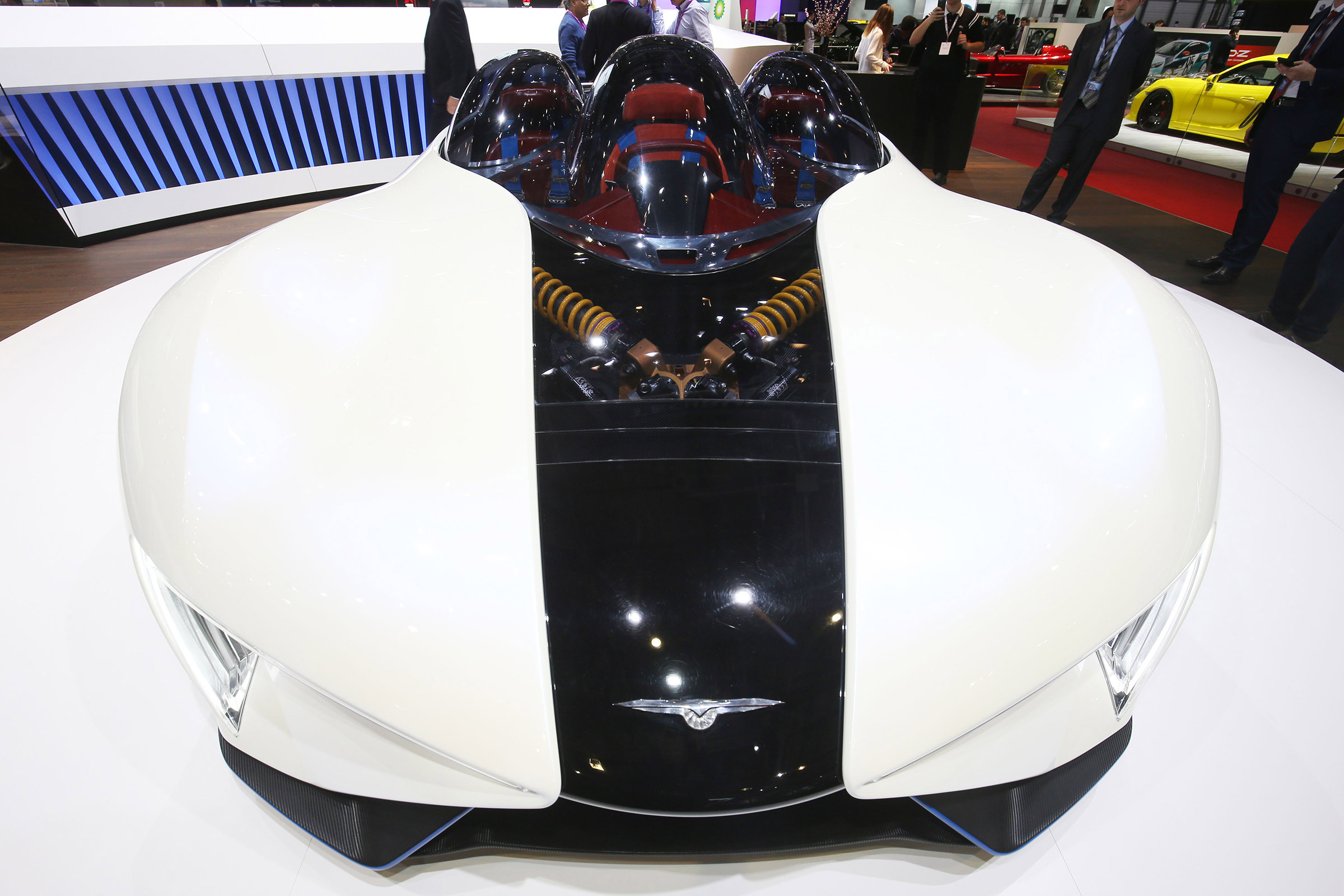 Techrules Ren - Geneva front