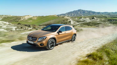 Mercedes-Benz GLA (2017)