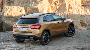 Mercedes-Benz GLA (2017) rear 3