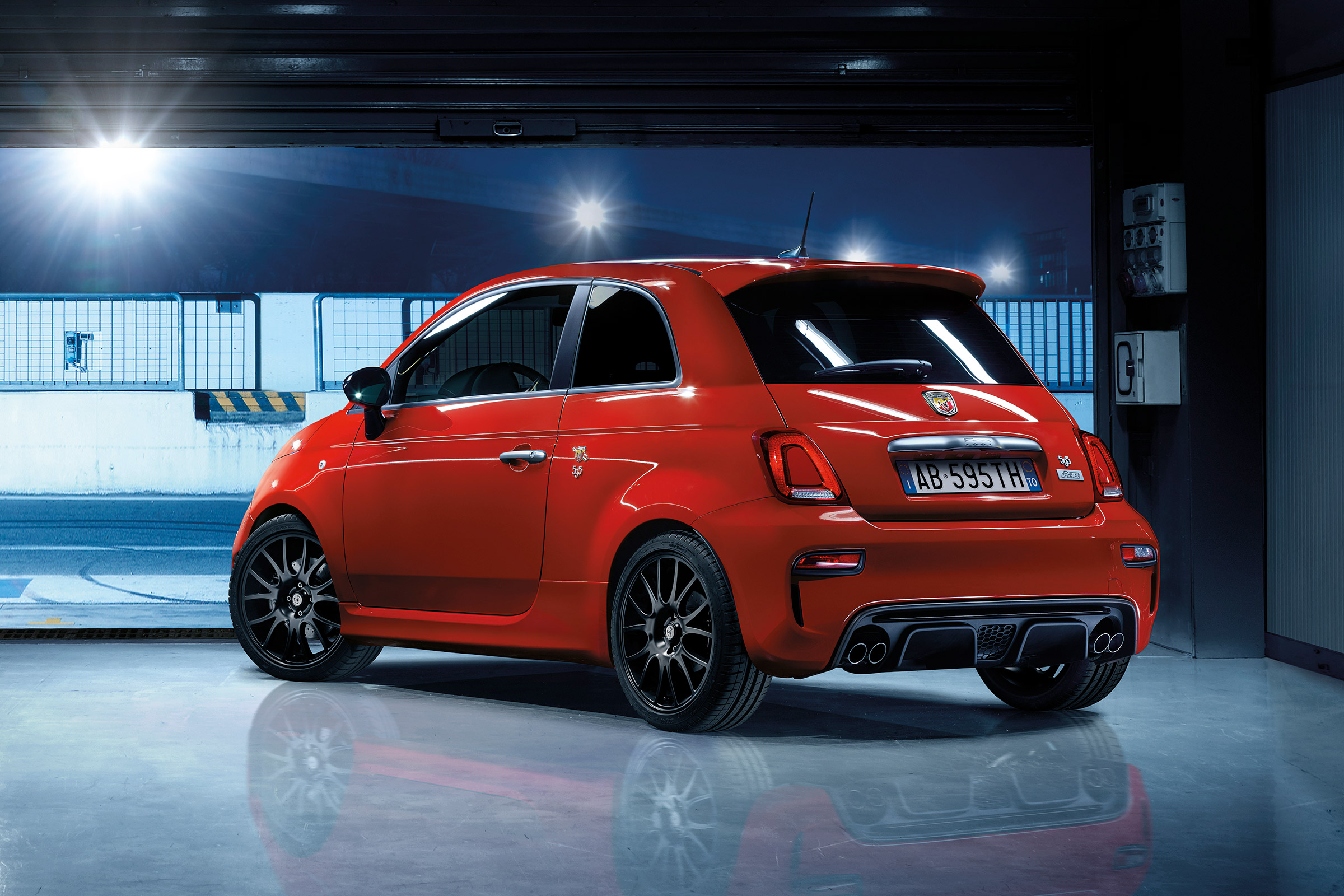 Abarth 595 Pista - rear 