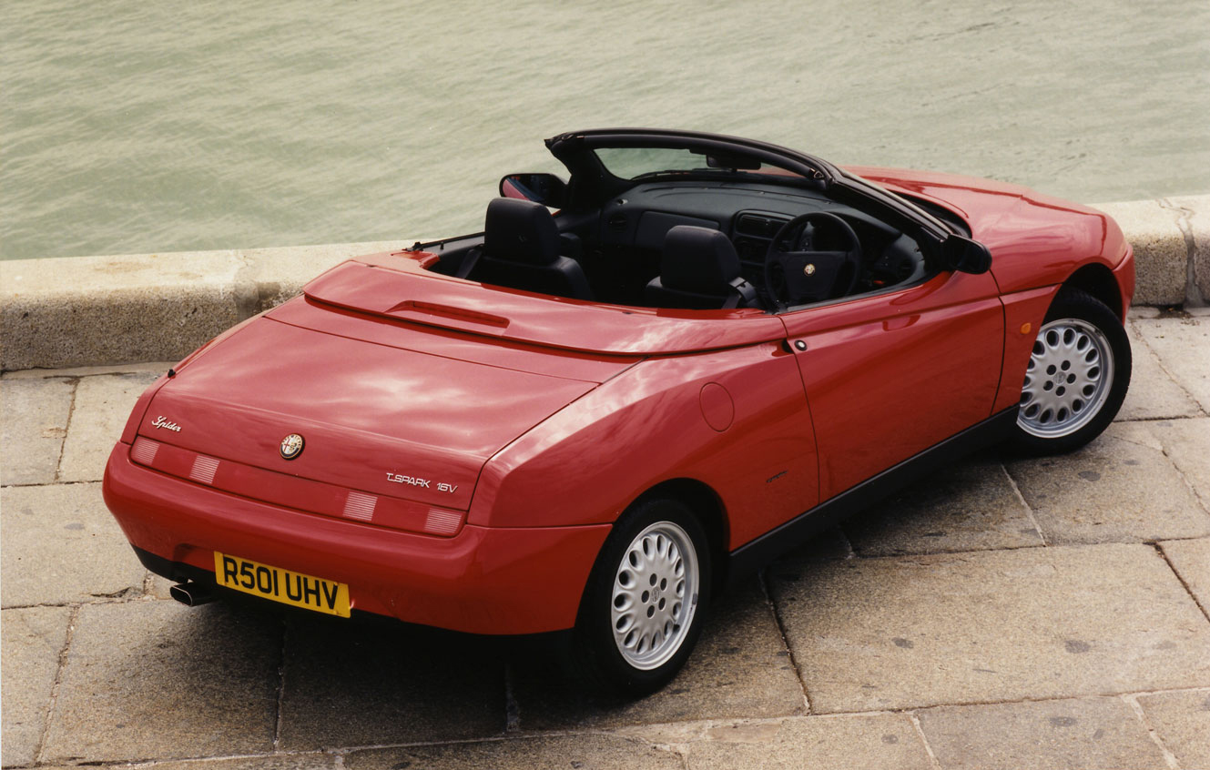 Alfa Romeo Spider - Rear