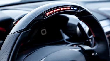 Ferrari GTC4 Lusso T - steeringwheel2