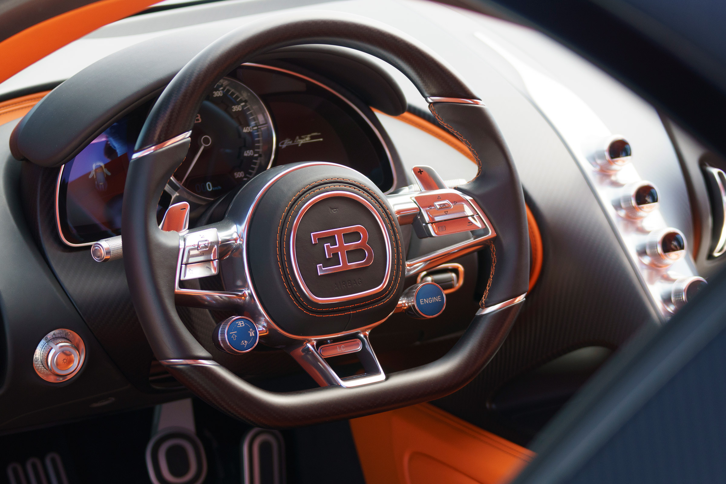 Bugatti Chiron - interior
