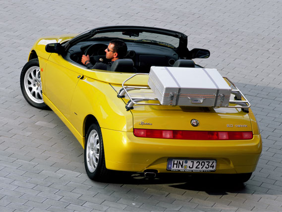 Alfa Romeo Spider - Rear