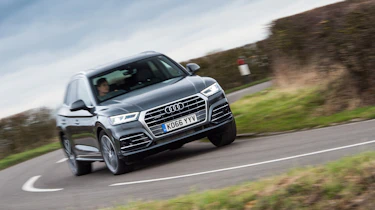 Audi Q5 - front cornering
