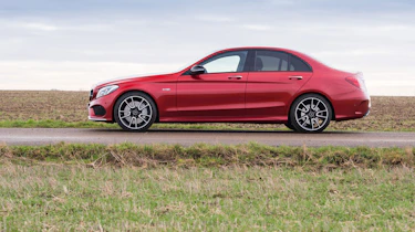 Mercedes-AMG C43 Saloon - Side