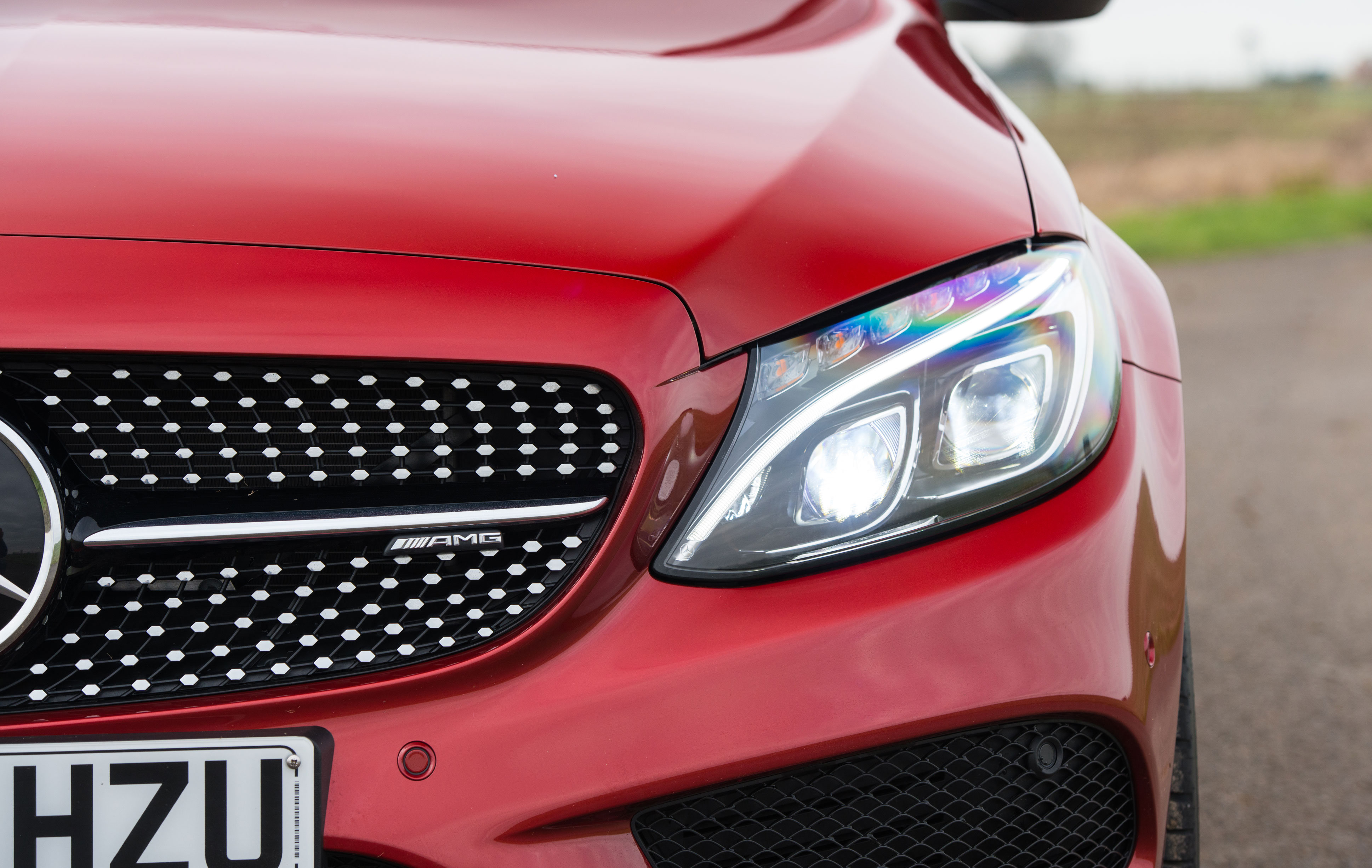Mercedes-AMG C43 Saloon - Grille
