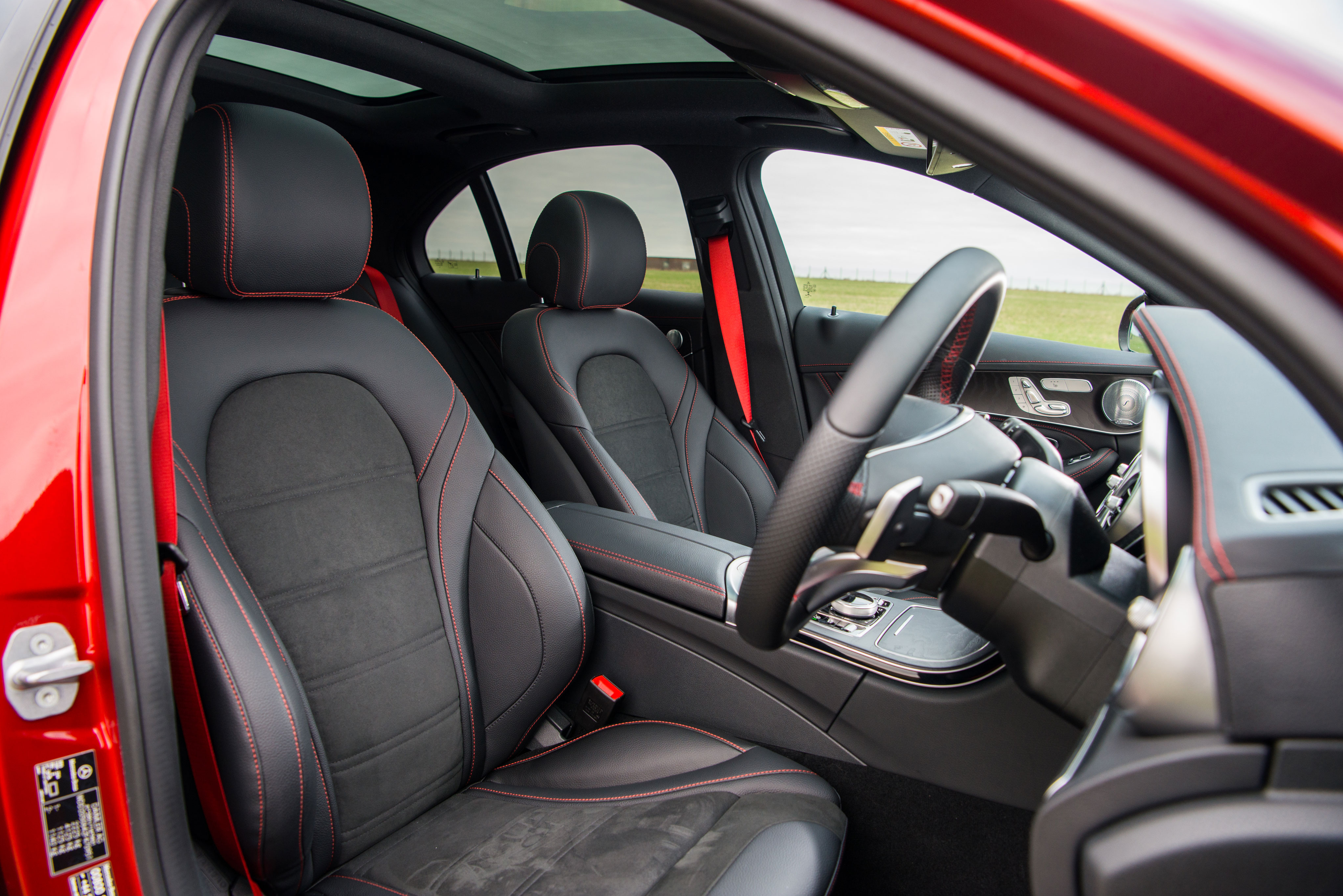 Mercedes-AMG C43 Saloon - Interior