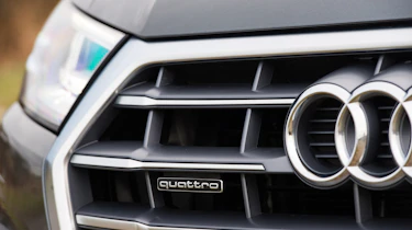 Audi Q5 - front grille