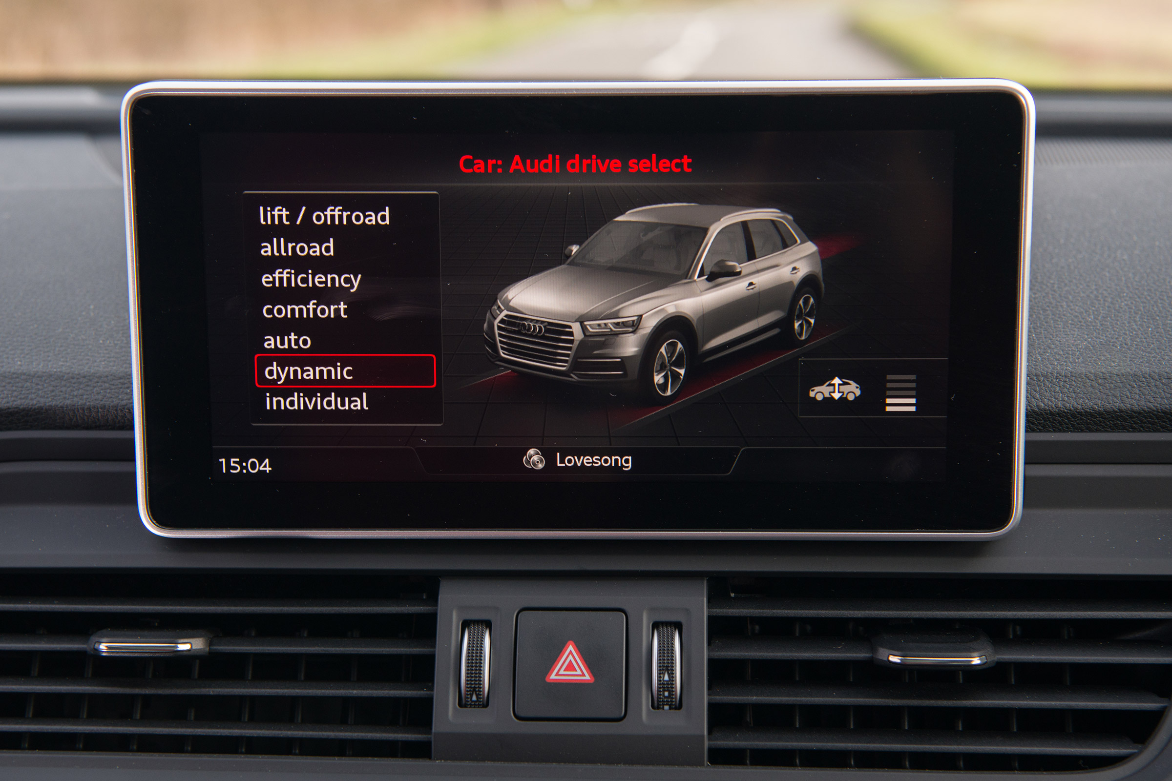 Audi Q5 - infotainment