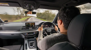 Audi Q5 - driving
