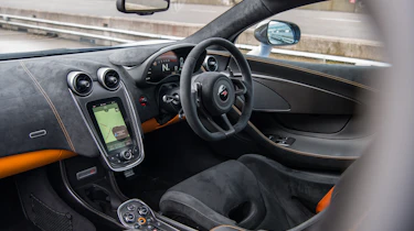 McLaren 570S Track Pack - interior