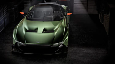 Aston Martin Vulcan - front above