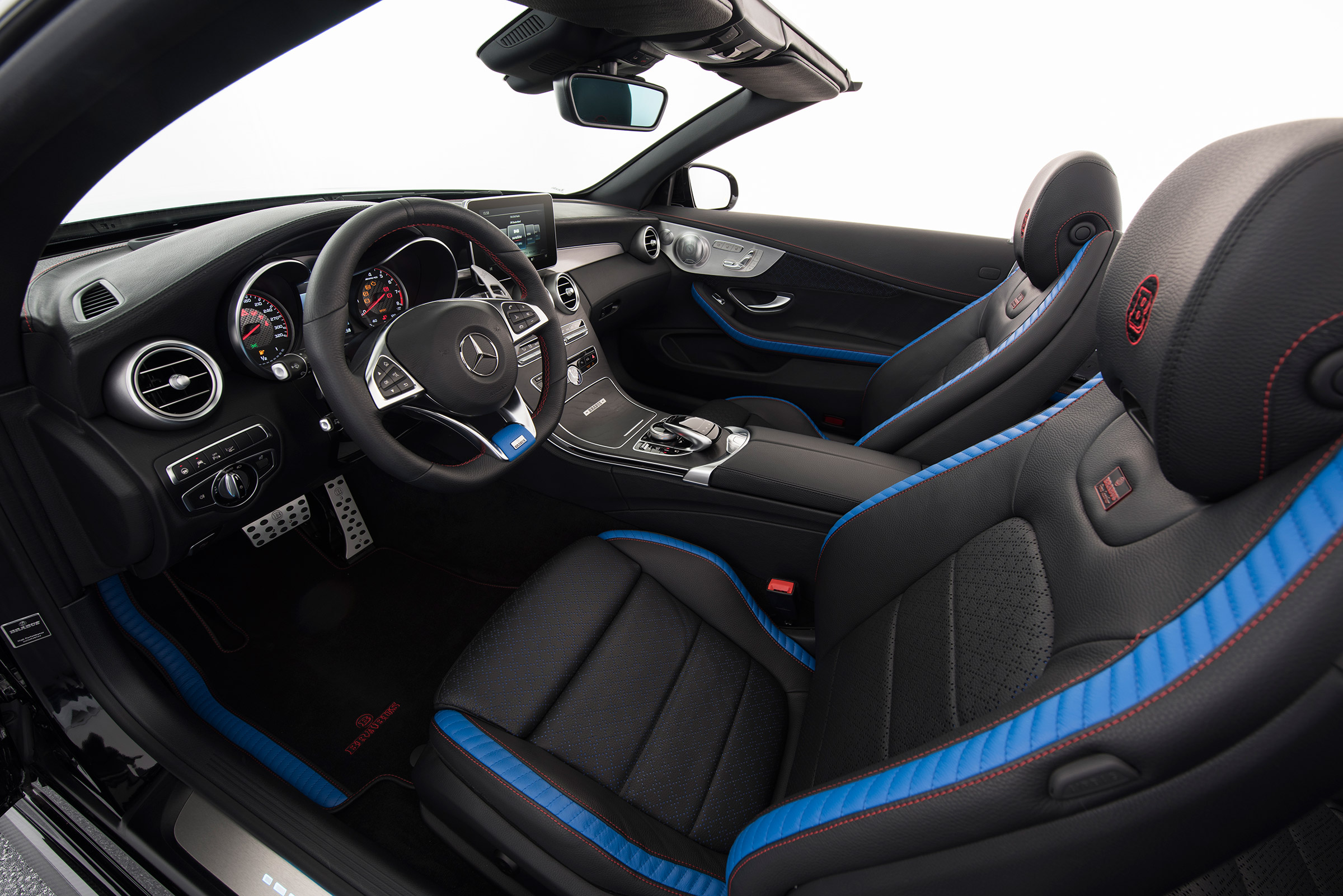 Brabus 650 Cabrio interior