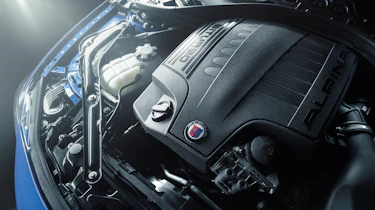 Alpina B4S engine