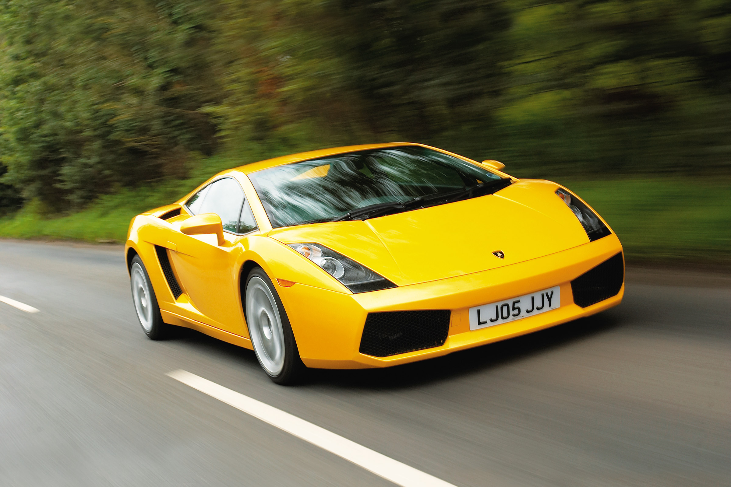 Lamborghini Gallardo - front tracking