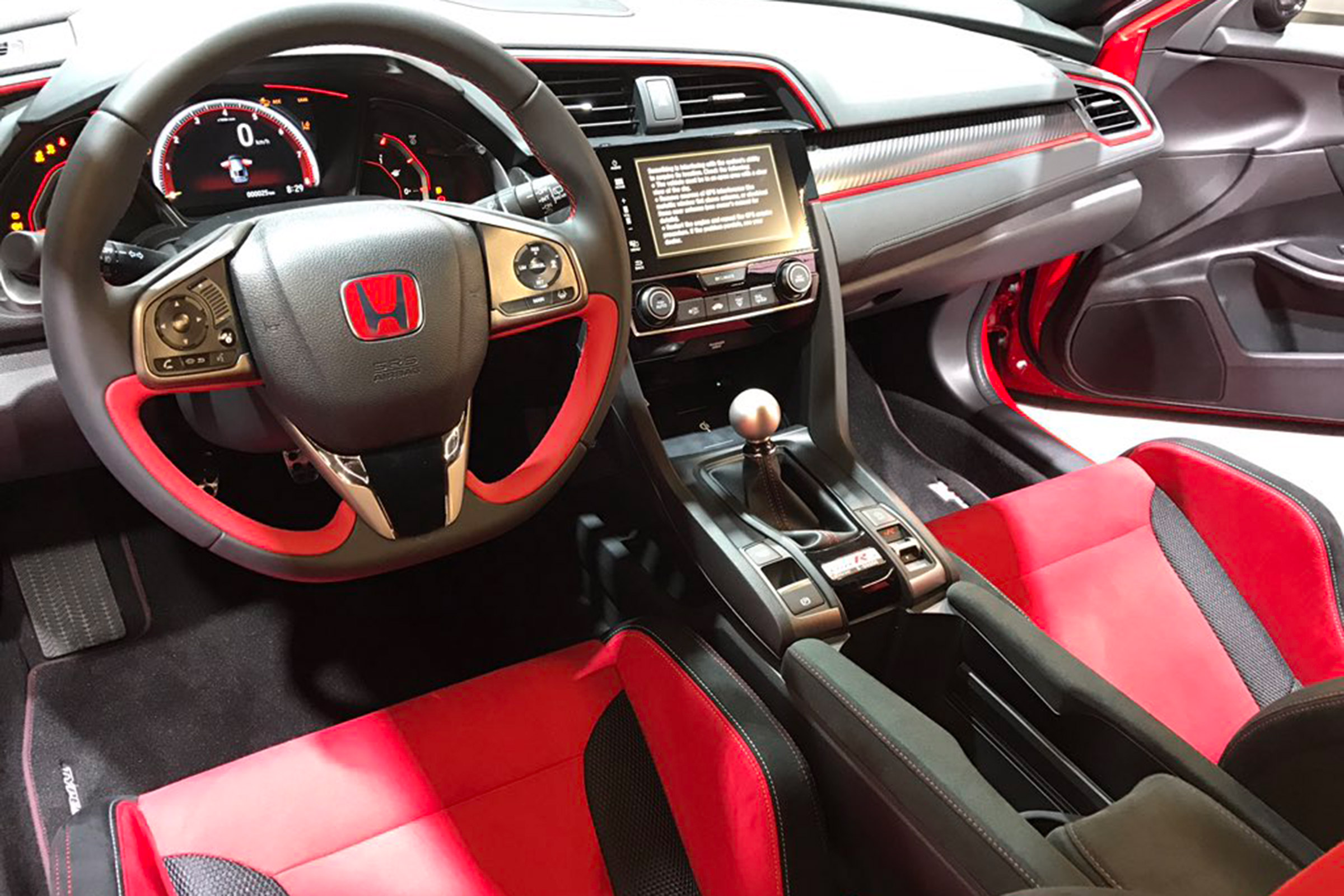 Honda Civic Type R - Geneva interior