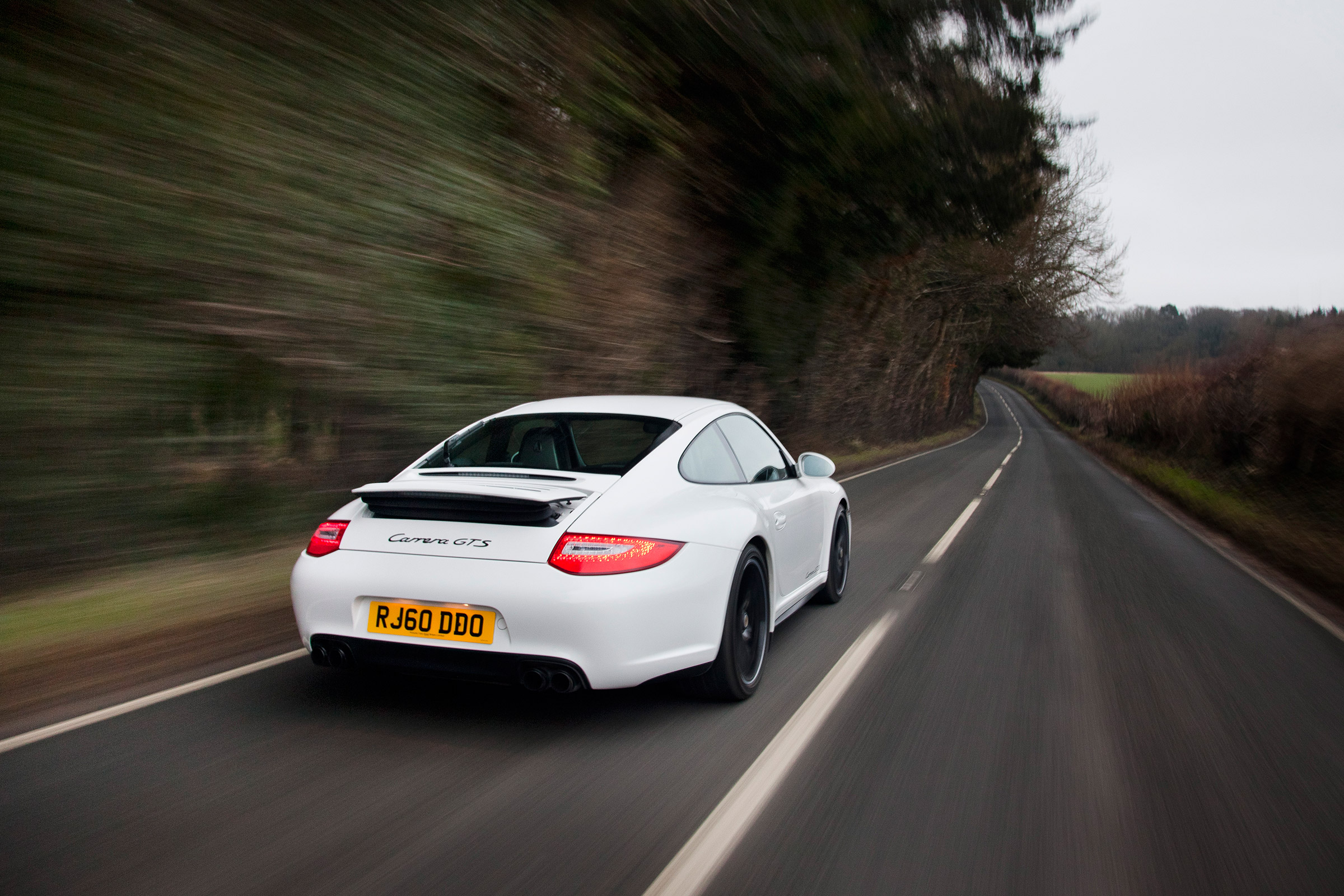 Porsche 911 - rear tracking