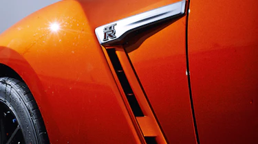 Nissan GT-R - detail