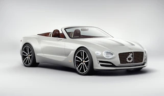 Bentley EXP12 Speed 6e - Front