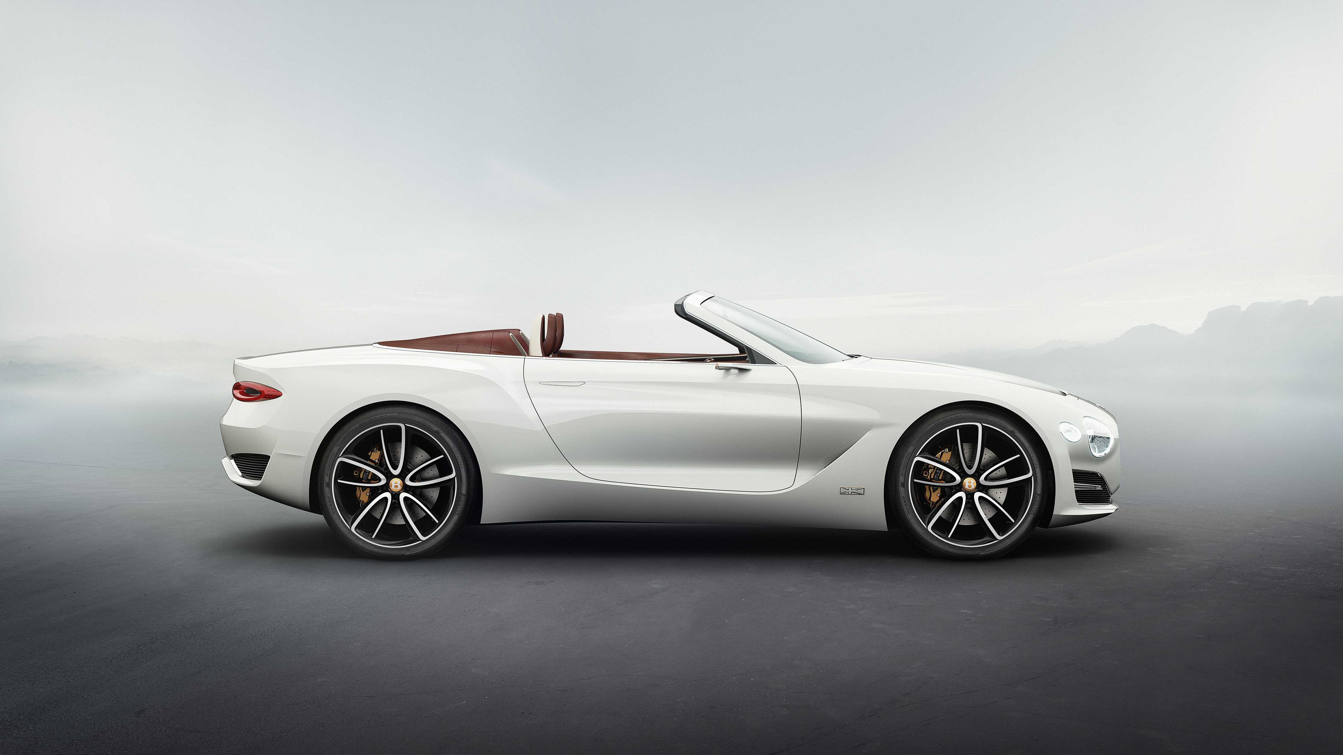 Bentley EXP12 Speed 6e - Side