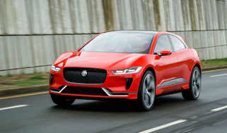 Jaguar I-Pace - front tracking
