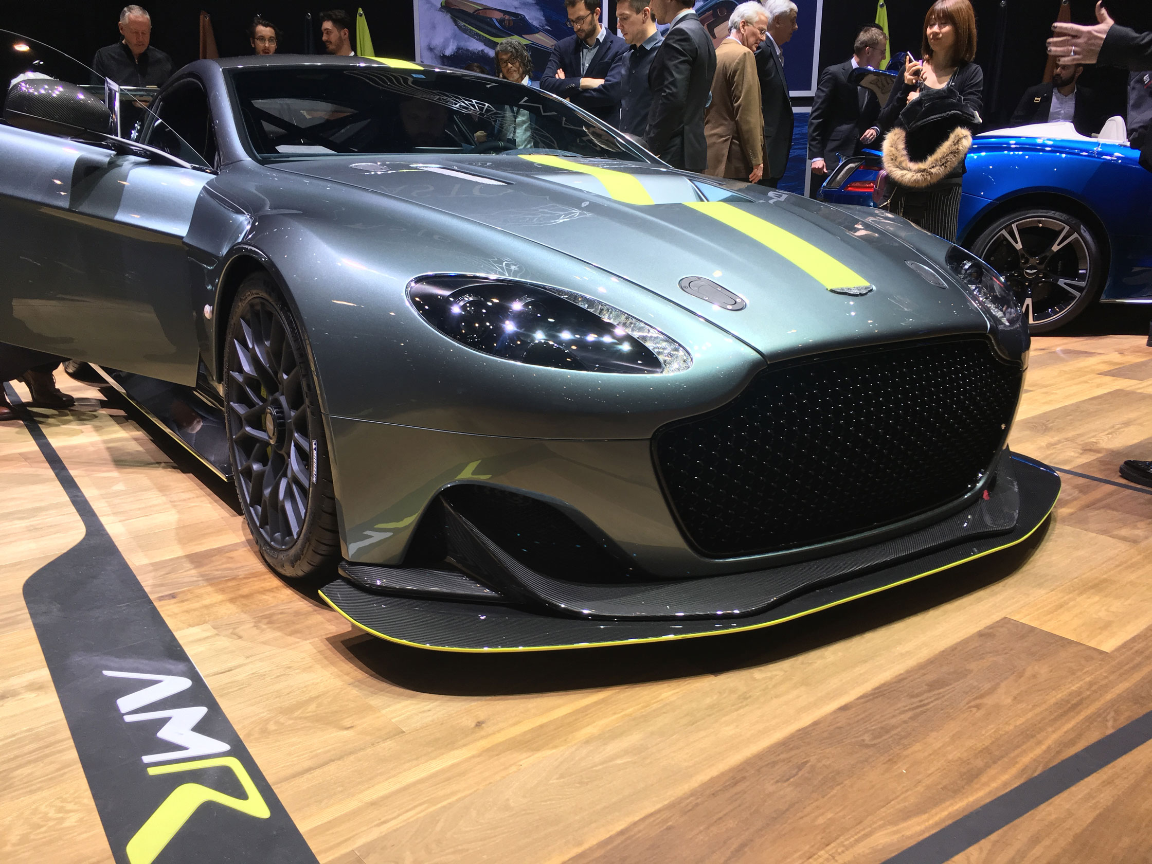 Aston Martin Vantage AMR - Splitter