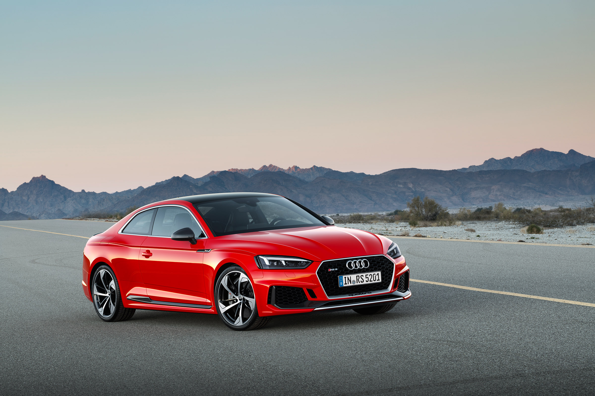 Audi RS5 - front three quarter