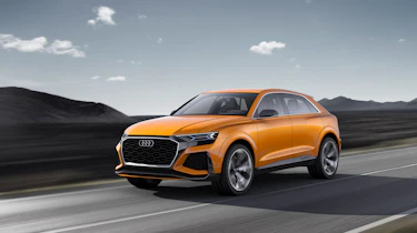 Audi SQ8 - front tracking