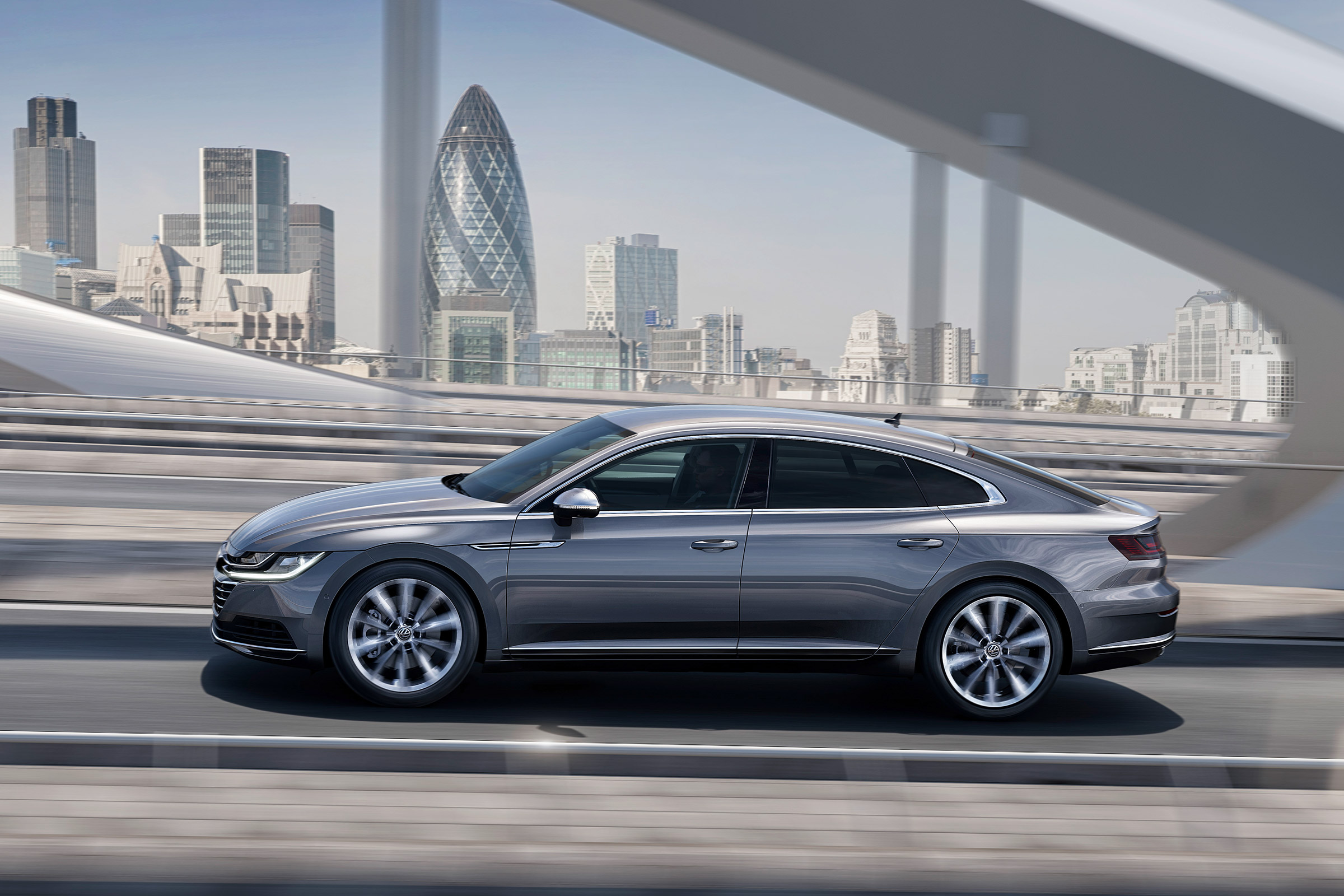 Volkswagen Arteon - side profile