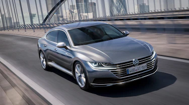 Volkswagen Arteon - front tracking