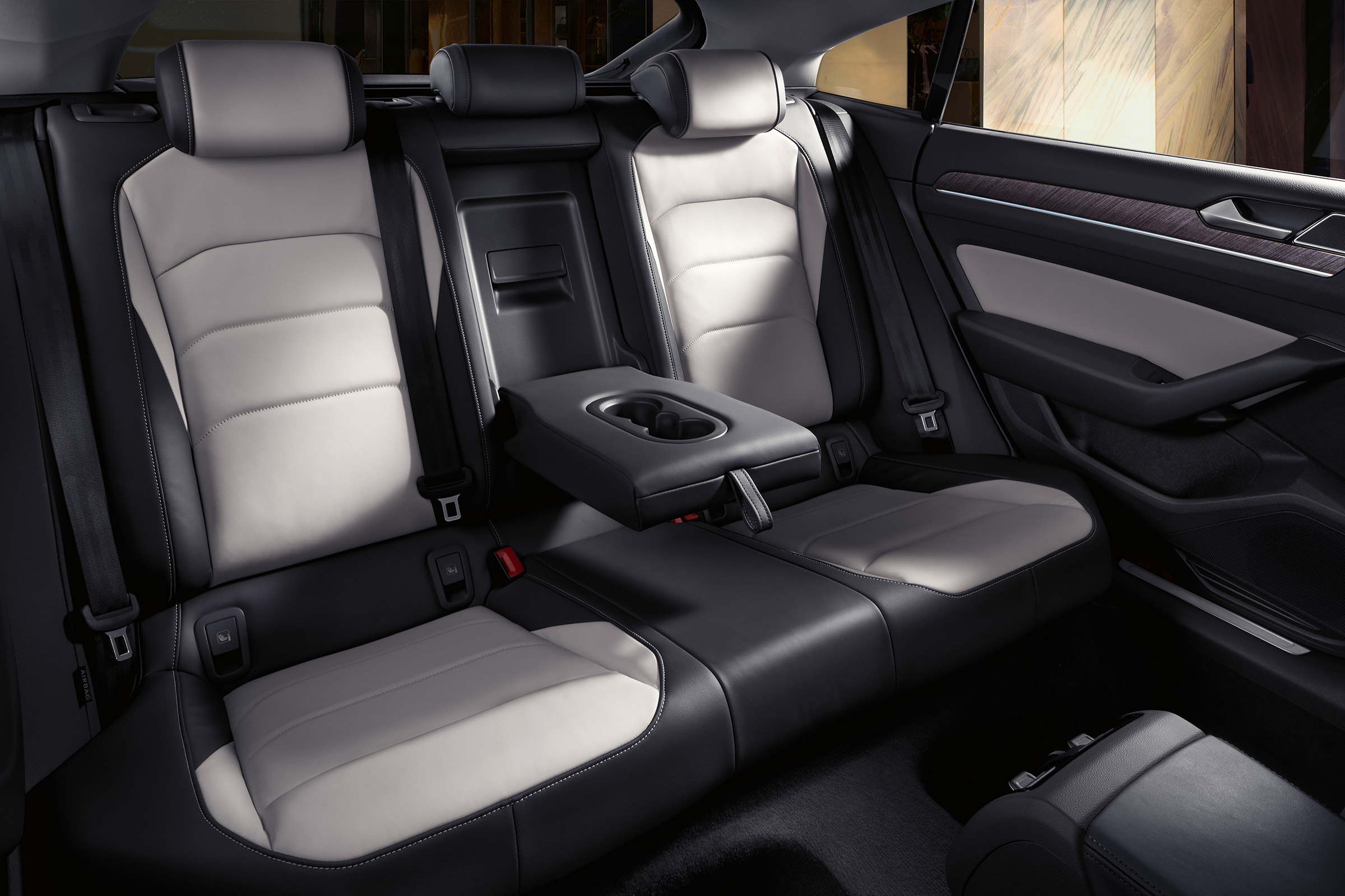 Volkswagen Arteon - interior